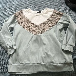 Nursing Queen Sweatshirt